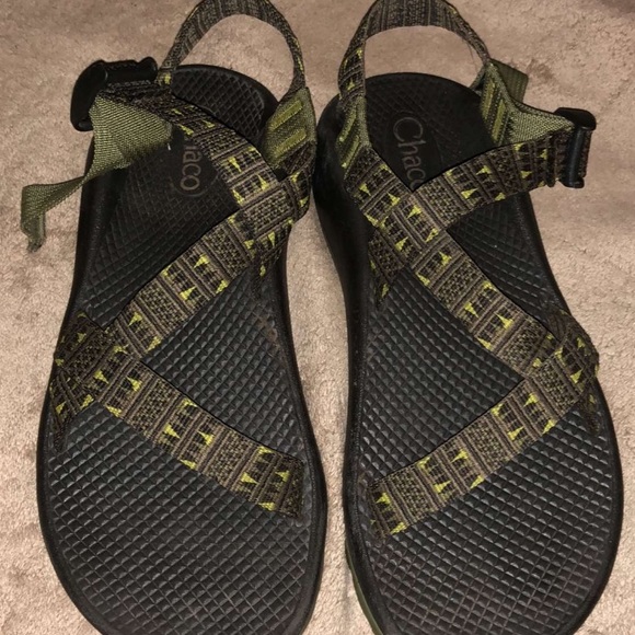 boys chacos